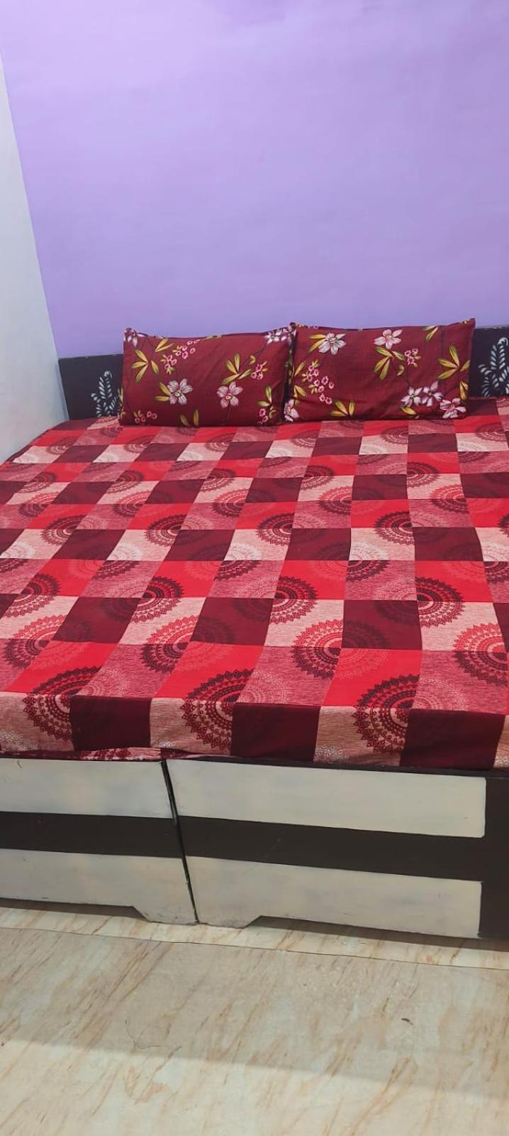 Jay Shree Radhey Home Stay Mathura Exterior foto